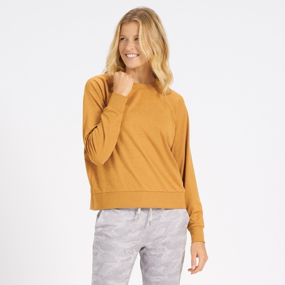 Vuori Tops - Vuori Long Sleeve Heather Crew Pullover in Flax Heather - M